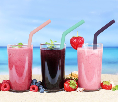 Ein guter Preis. Silikon-Küchen-Produkt Straw Reusable With Cleaning Brushes BPA freies Online
