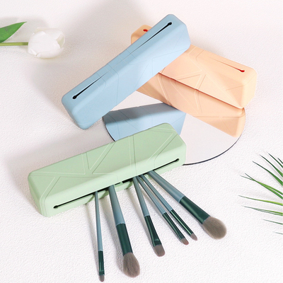 Ein guter Preis. Portable LFGB Silicone Make-up Brush Case Großkapazität Online