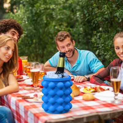 Ein guter Preis. Zylinder Silikon Eiswürfel Formen Dekomprimieren Eisgitter Druck-Typ Easy-Release Eisbecher Mini-Eismacher Becher Zylinderfächer Online