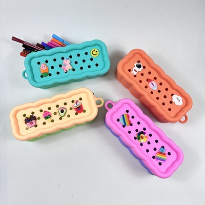 Ein guter Preis. DIY Stil Silikon Bleistiftkoffer Süßes Bleistiftbeutel für Studenten Schreibwaren Weihnachtsgeschenk Online