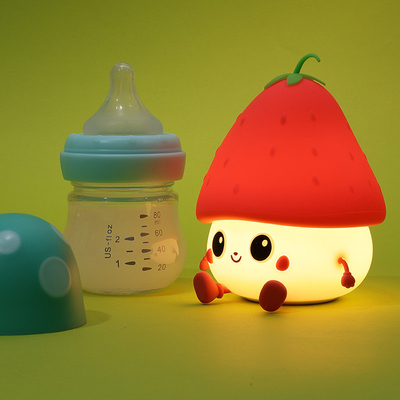 Ein guter Preis. Nachtlicht für Kinder Süße Silikon Kinderzimmer Erdbeerenlampe Für Baby Und Kleinkind Kawaii Bett Timer Lampe Für Kinderzimmer Online