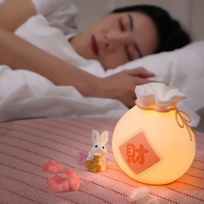 Ein guter Preis. Nicht-toxisches Kawaii-Squishy-LED-Tap-Licht für Schreibzeug für Schulen Online