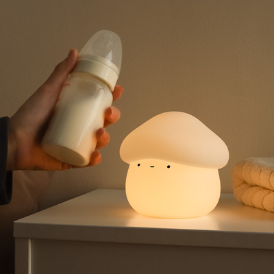 Pilz-Nachtlicht für Kinder Schnüffelnde Silikon-Nachtlicht 7 weiche FarbenTap Control Wiederaufladbare Schlaf-Timer neben der Lampe