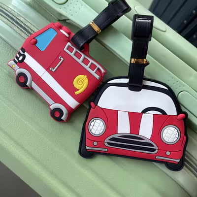 Ein guter Preis. Farbenfrohe Silikon-Gepäck-Tags Cute Anime Cartoon Design für Reisen und Taschen Online
