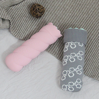 Ein guter Preis. Silikon Warmwasserflasche Gemütliche Tasche zur Schmerzlinderung Hals und Schultern Füße wärmer Online