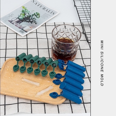 Einfach zu entfernen Blaue Silikon-Mini-Eiswürfel 6 Hohlraumformen zum Abkühlen Whisky Cocktail Stapelbare Küchenzubehör