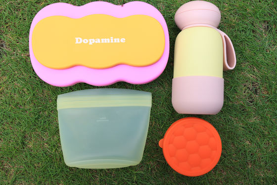 Ein guter Preis. Leichtgewichtige Silikon Bleistiftbox leicht zu reinigen Bleistifthalter ideal zum Tragen von Stiften Bleistifte Marker und kleine Accessoires Online